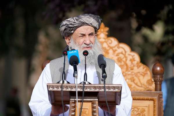 سخنرانی عیدی ملا حسن آخند: نباید اجازه دهیم چراغ نظام اسلامی خاموش شود