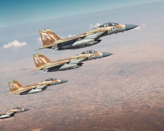 اسرائیل طی هشت حمله هوایی پایگاههای نظامی حومه دمشق را هدف قرار داد