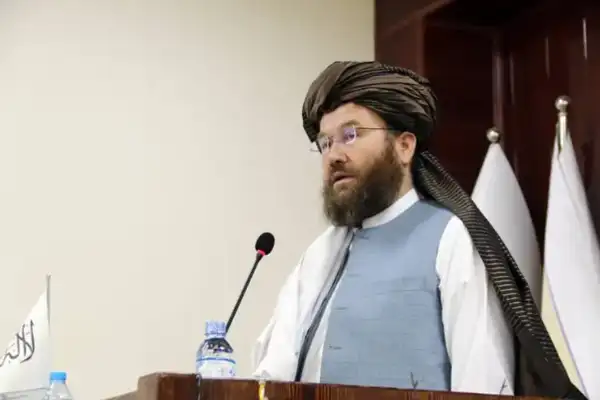 مولوي عطاالله عمري: په تېرو پنځو کلونو کې ۱۱۰ میلیونه نیالګي کېنول شوي