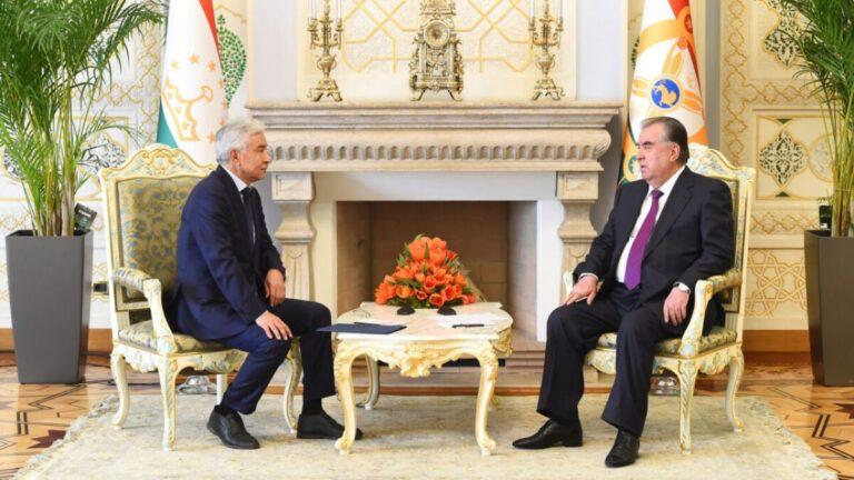 ایمانقلي تاسماگبتوف له امام علي رحمان سره د افغانستان د پولو پر امنیت خبرې کړې دي