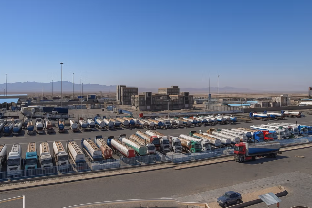 مسؤول إيراني: تأثير "آلية الزناد" على العلاقات الاقتصادية مع طالبان محدود للغاية