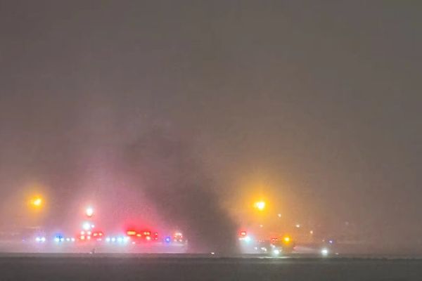 د امریکا په مین ایالت کې یوه شخصي الوتکه چې ۸ کسان پهکې سپاره وو نسکوره شوې