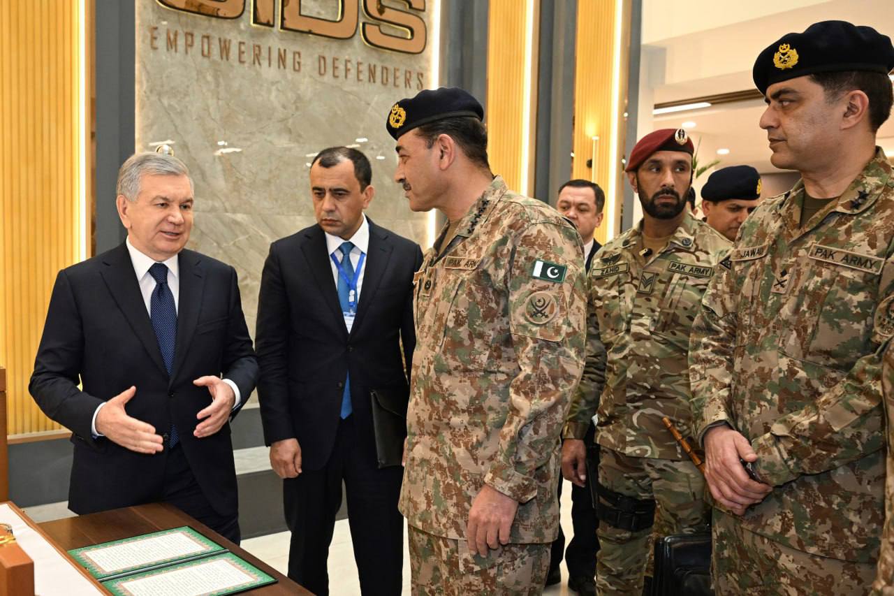 ناظران می‌گویند درگیری پاکستان و طالبان  آسیای مرکزی را ناامید کرده است