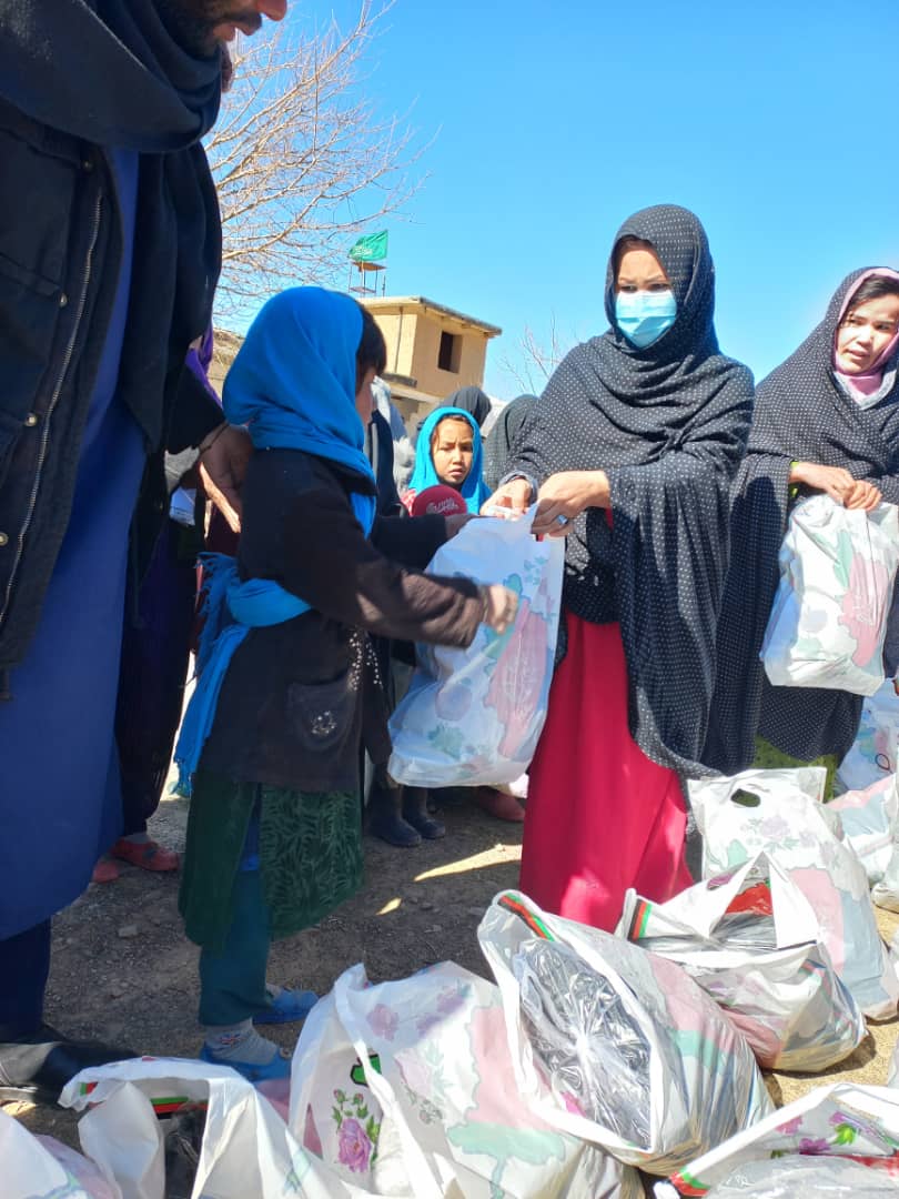 یونیسف:  تنها در ماه جنوری بیش از صد کودک در افغانستان در اثر سرما جان داده‌اند