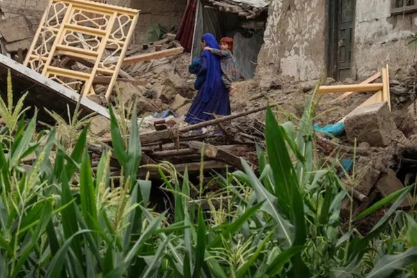 WHO Urges Taliban To End Restrictions On Female Aid Workers After Deadly Quake