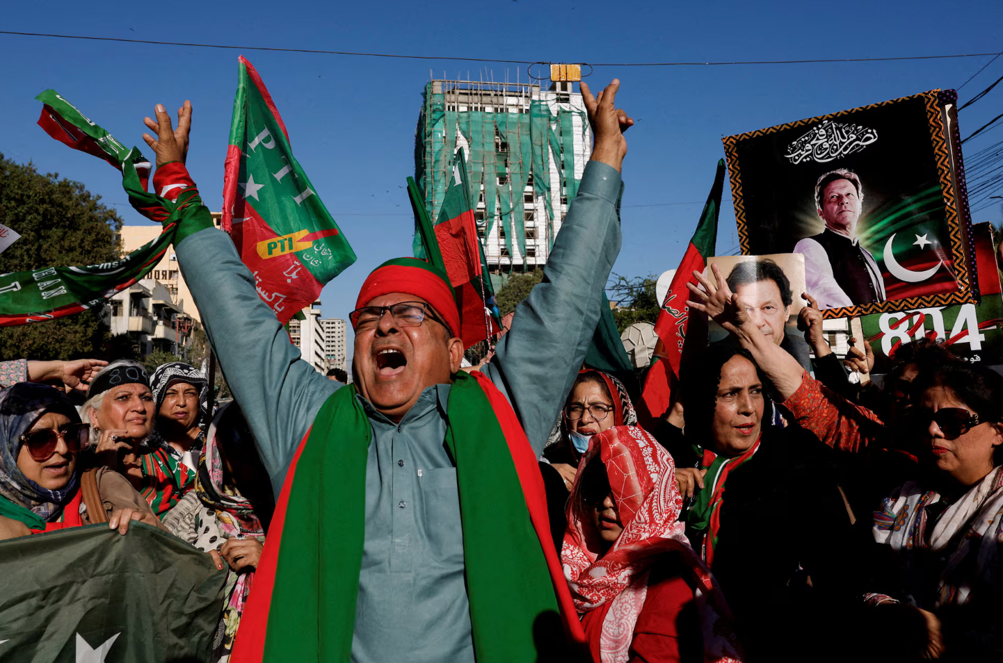 امریکايي ډیپلوماټ  له پاکستانه غوښتي چې د ټاکنو په اړه پلټنه وکړي 