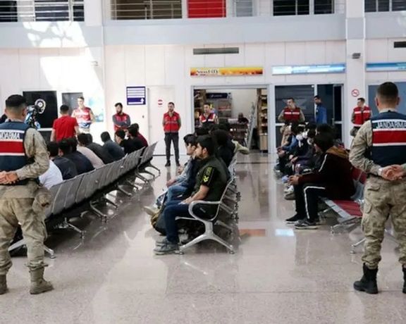 پولیس ترکیه ۶۴ پناهجوی افغان را در شهر ارزنجان بازداشت کرد