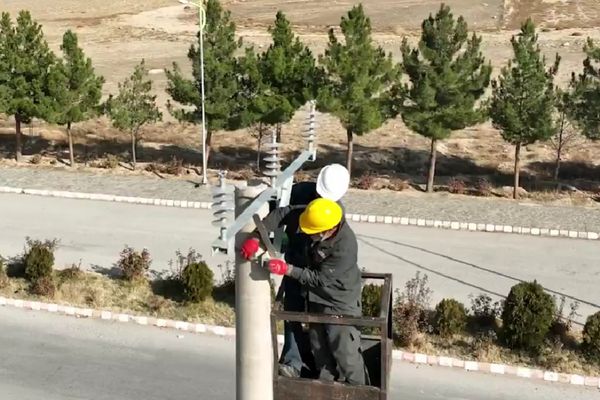 Taliban, Uzbekistan Officials Discuss Major Electricity Projects In Afghanistan