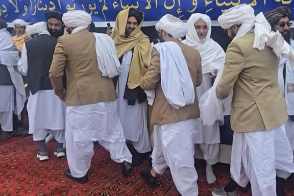 ملا برادر: طالبان به مشارکت سیاسی باور دارد