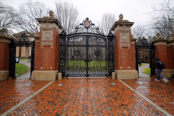 دستکم دو نفر در تیراندازی در دانشگاه براون در ایالت رود آیلند امریکا کشته شدند