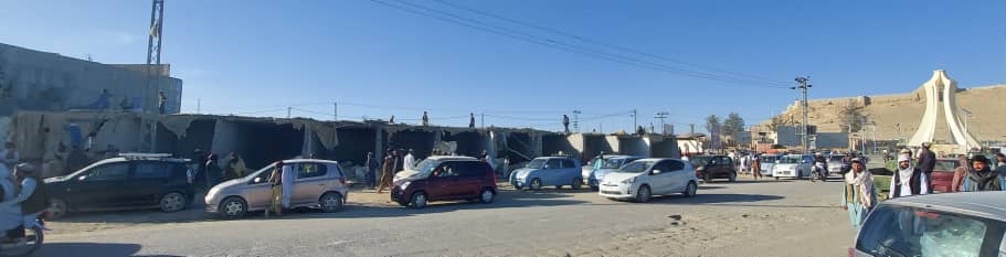 زابل مرکز کلات کې د ولسي جرګې د مخکني غړي حميدالله توخي دوکانونه 