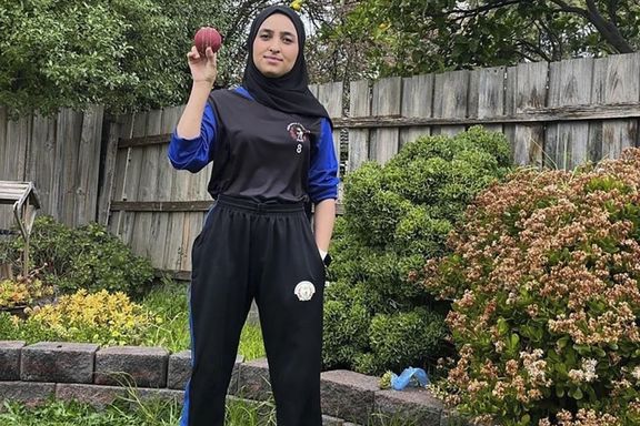 د افغانستان کرېکټ ښځینه لوبغاړې نړۍوالې ټولنې ته: د بیا لوبېدو لپاره له موږ سره مرسته وکړئ