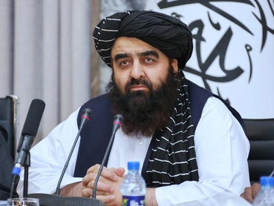 متقي: اسلامي نړۍ او لوېدیځ دواړه غواړي چې د نجونو ښوونځي پرانیزو