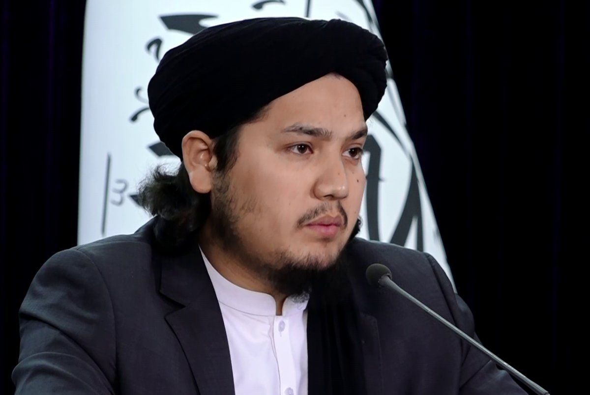 طالبان: نړۍوال سازمانونه دې افغان بزګرانو ته د کوکنارو د بديل معیشت په برخه کې همکاري وکړي