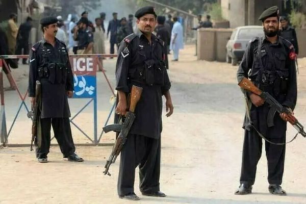 په خېبر پښتونخوا کې ۸ وسلهوال او پنځه پاکستاني سرتېري وژل شوي