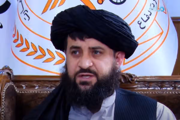 د طالبانو دفاع وزیر: موږ د پاکستان پر وړاندې تر اوسه له «حوصلې» کار اخیستی دی