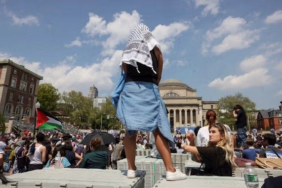 وزیر خارجه امریکا: ویزا و گرین کارت حامیان حماس لغو و از ایالات متحده اخراج می‌شوند