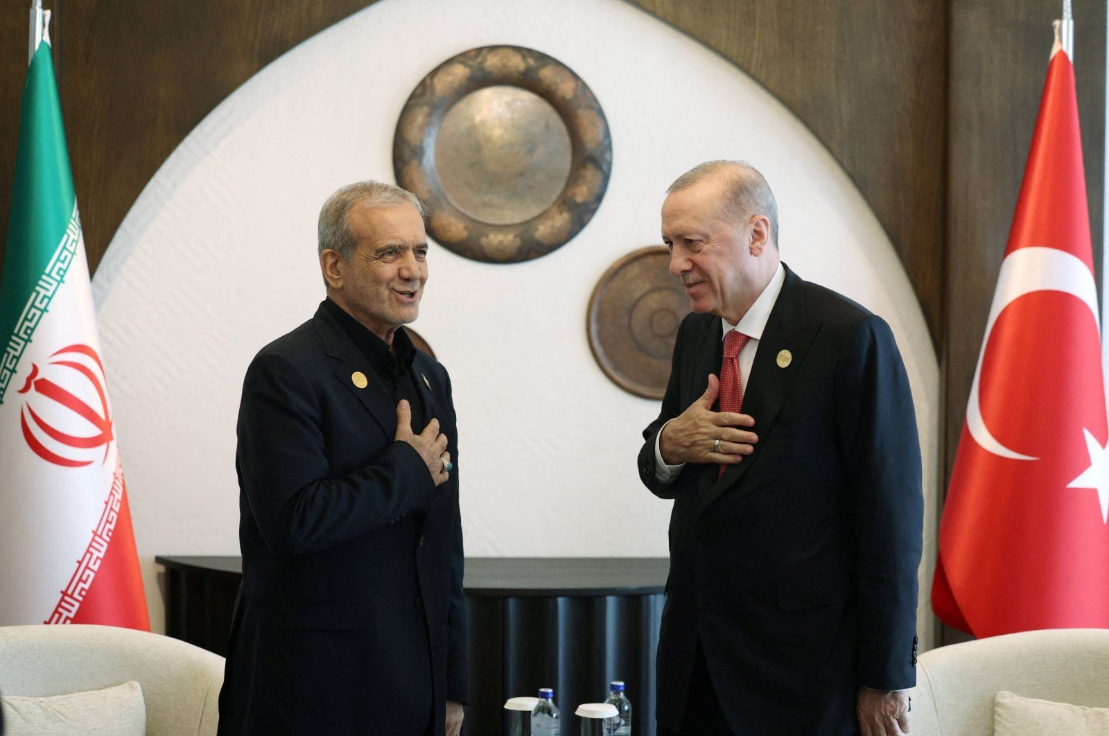 د ایران او ترکیې ولسمشرانو د سیمه‌ییزو بدلونونو په اړه اوږدې ټیلیفوني خبرې وکړې