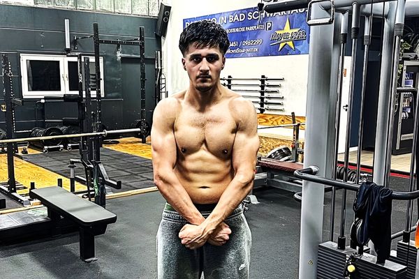 رفیع پروانی، مشتزن افغان برای حفظ رکورد شکستناپذیریاش در آلمان مبارزه میکند