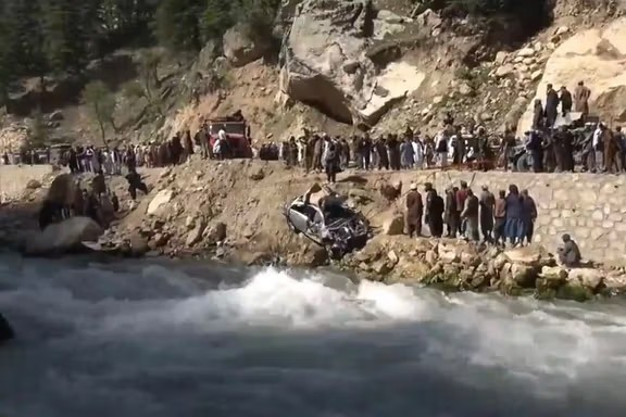 طالبان وایي په څه باندې دوو میاشتو کې ۷۵ کسان په اوبو کې د ډوبېدو له امله مړه شوي