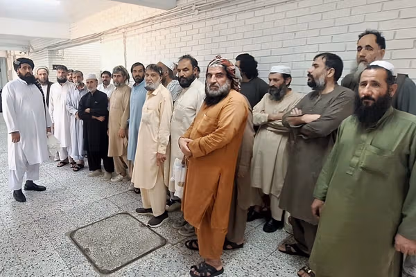 کویت ۲۰ تنه افغان بندیان خوشې کړل