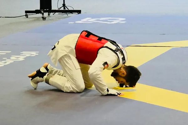 افغان ټکواندو کار محسن رضايي د سرو زرو مډال پر سر له ایراني سیال سره مخ کېږي