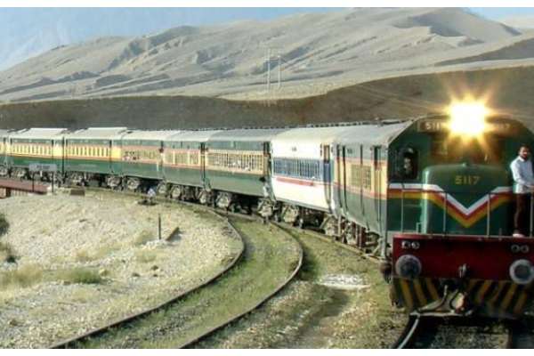 بلوچستان کې د اورګاډي خدمتونو ځنډېدو دغه هېواد ته ۳مېلیونه روپۍ زیان رسولی