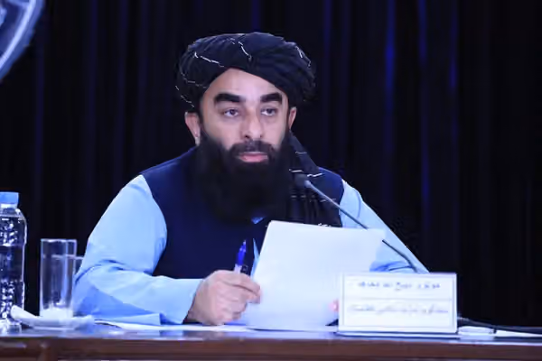 سخنگوی طالبان: تلاش میکنیم اعتماد کشورها را به دست آوریم