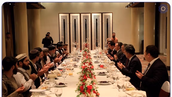 طالبان: روابط اقتصادی افغانستان و قزاقستان تا ۳ میلیارد دالر گسترش مییابد