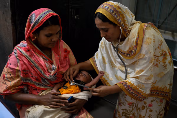 ملګري ملتونه: شخړې او بېثباتي د مېندواره ښځو ژوند ته جدي ګواښونه پېښوي