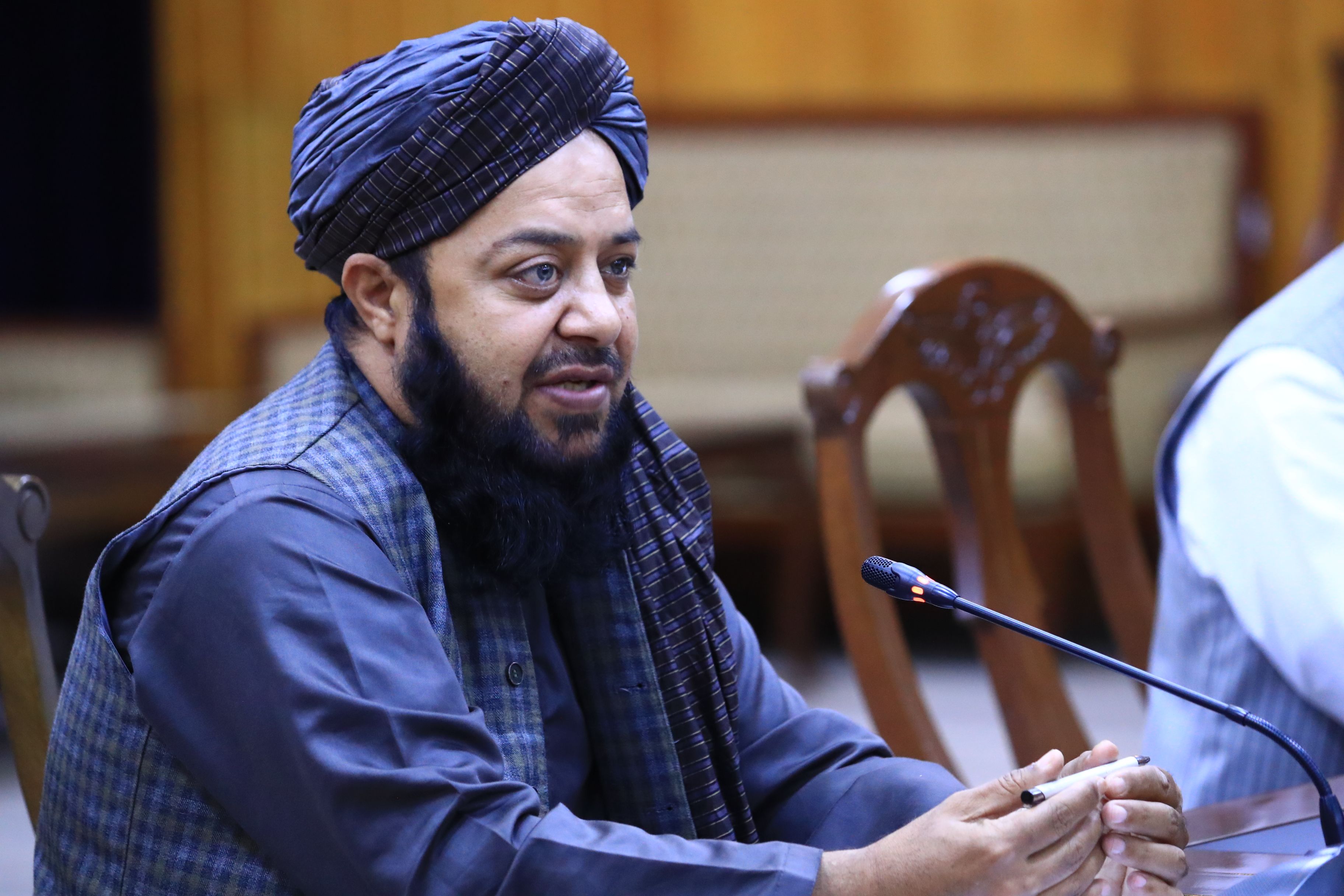  له رسنیزو بنسټونو د طالبانو غوښتنه؛ زموږ د ویاندویانو په ظرفیت لوړولو کې مرسته وکړئ