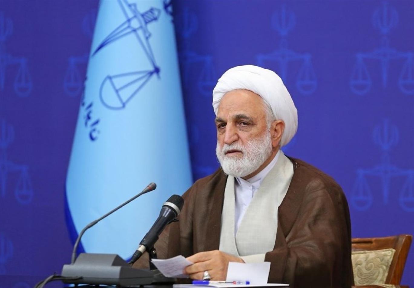 غلام حسین محسني: ایران به د امریکا او د علي خامنه‌يي د وژلو د عاملانو ګرېوان پرېنږدي
