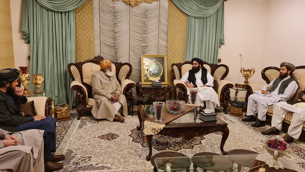 حضور سنگین دیپلمات‎‌ها در اسلام‌آباد؛ وزیر خارجه طالبان به دیدار مولانا فضل الرحمن رفت