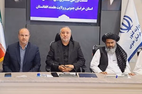 په مشهد کې د طالبانو کونسل او ایرانی چارواکي د بندیانو د لېږد او سوداګرۍ په اړه غږېدلي