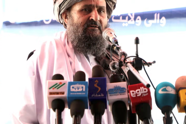 ملا عبدالغني برادر د افغانستان او ازبکستان ترمنځ د ویزې پرته د تګراتګ غوښتنه کړې