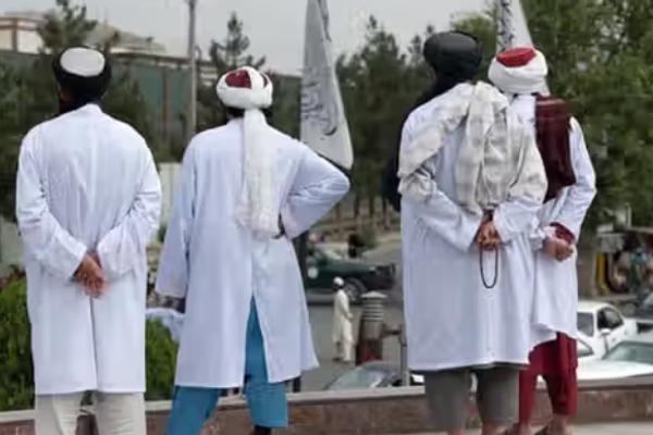 طالبان يقتادون ثلاث نساء على الأقل في هرات بسبب «نوع ملابسهن»