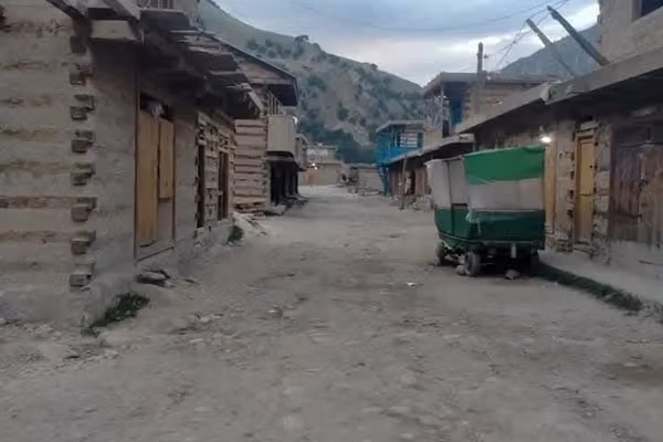 بزرگان محلی: باشندگان دو ولسوالی نورستان با خطر قحطی مواجهاند