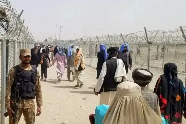 Over 200,000 Immigrants Returned To Afghanistan Via Torkham Since Mid-September
