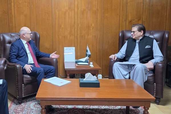 د پاکستان او ترکیې استازو د افغانستان پر وضعیت خبرې وکړې