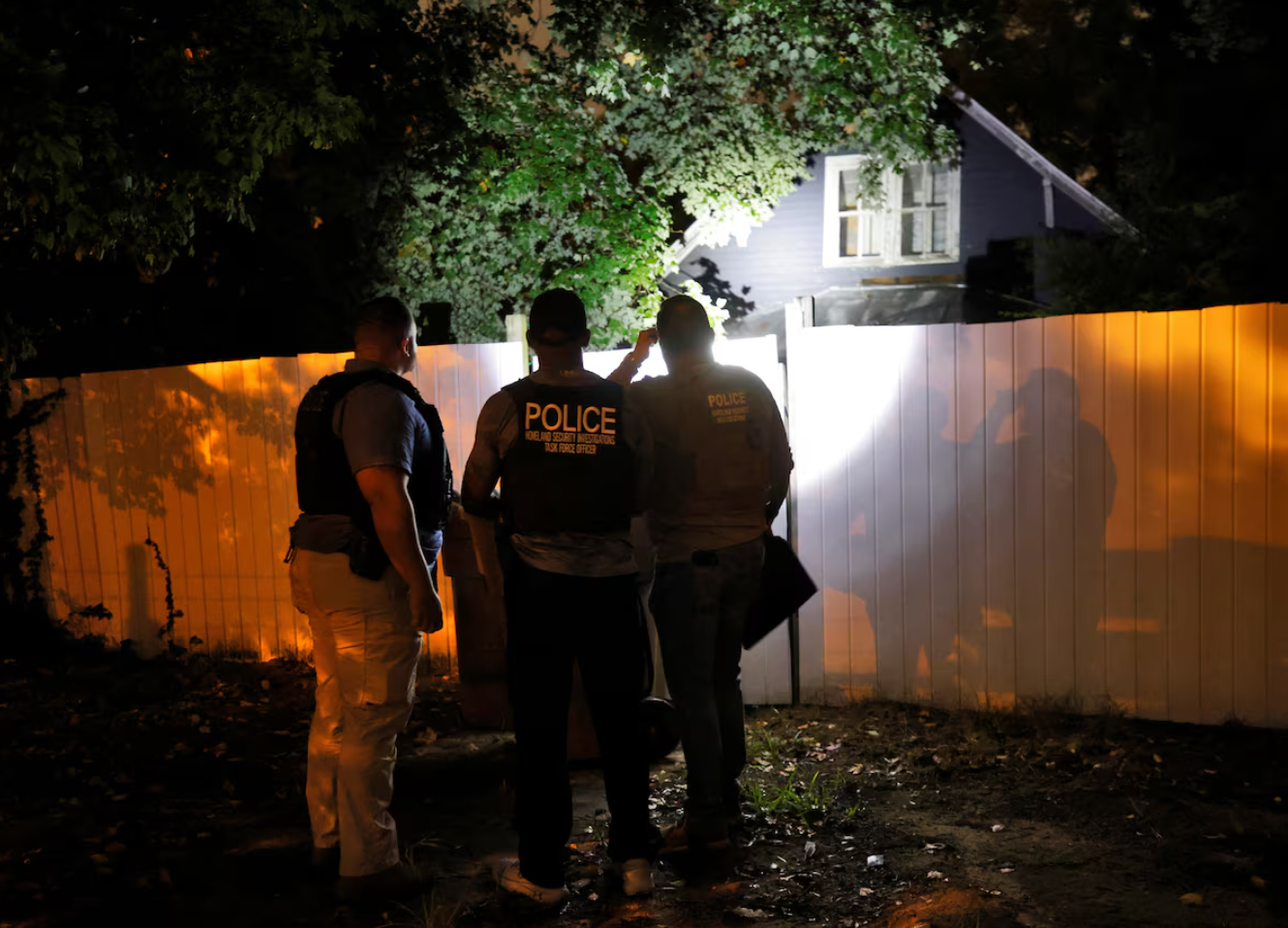 اوکراین د ټرمپ د وژنې په هڅه کې د "خیالي" شکمن سره اړیکې ردوي