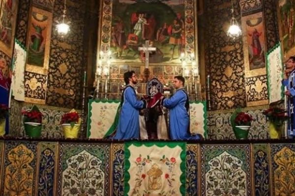 جمهوری اسلامی ۵ شهروند مسیحی را به حبسهای طولانی محکوم کرد