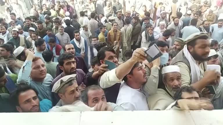 یک کمیته مجلس ملی پاکستان از عدم شفافیت در صدور ویزا به افغانستان انتقاد کرد