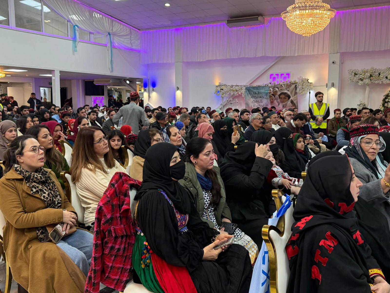 فعالان پشتون‌ نشستی اعتراضی درباره رفتار ارتش پاکستان در خیبرپختونخوا برگزار کردند