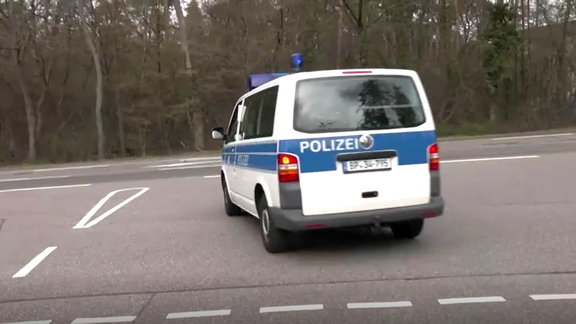 په جرمني کې پولیسو یو افغان پناه غوښتونکی په ډزو وژلی