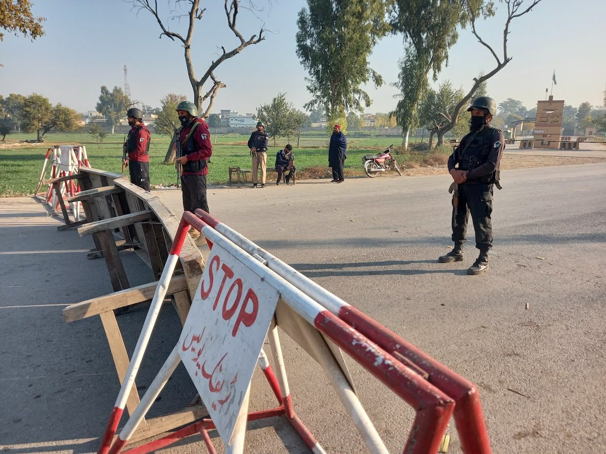 ارتش پاکستان از کشته شدن حدود ۵۰ شبه‌نظامی در خیبرپختونخوا و بلوچستان خبر داد