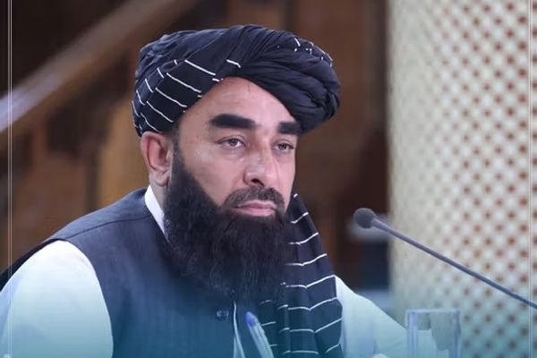 مجاهد: با آمدن طالبان «قوانین بشری» از محاکم افغانستان حذف شد