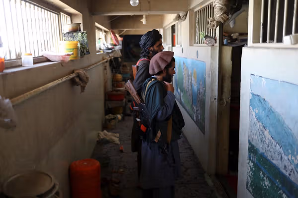 Taliban Seeks Red Cross Support For Women Prisoners