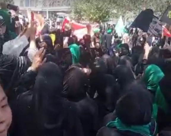 Civil Disobedience Against Taliban as People, Including Women, March In Kabul On Ashura