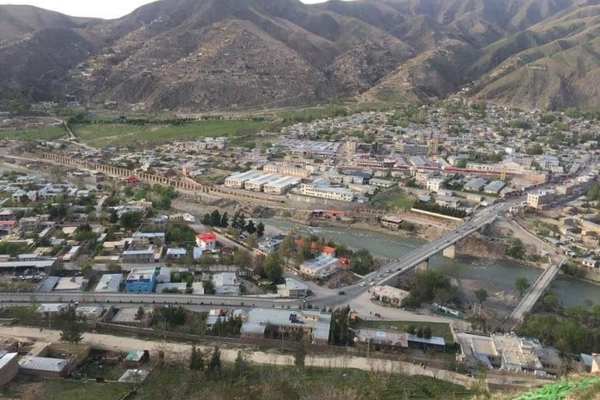 مقاومت جبهې په بدخشان کې د طالبانو د والي پر دفتر د راکټي برید خبر ورکړی