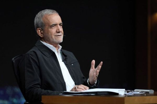 مسعود پزشکیان: کورنیو چارو وزیر ته مې ماموریت ورکړی چې د معترضینو له استازو سره خبرې وکړي